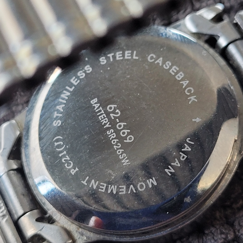 ⭐Quartz Watch⭐ - Picture 3 of 3